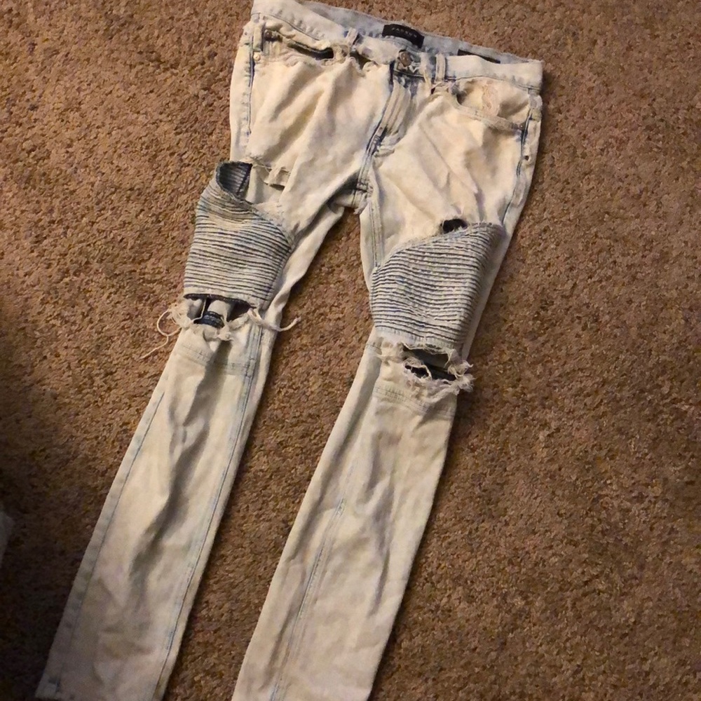 Some light blue pants